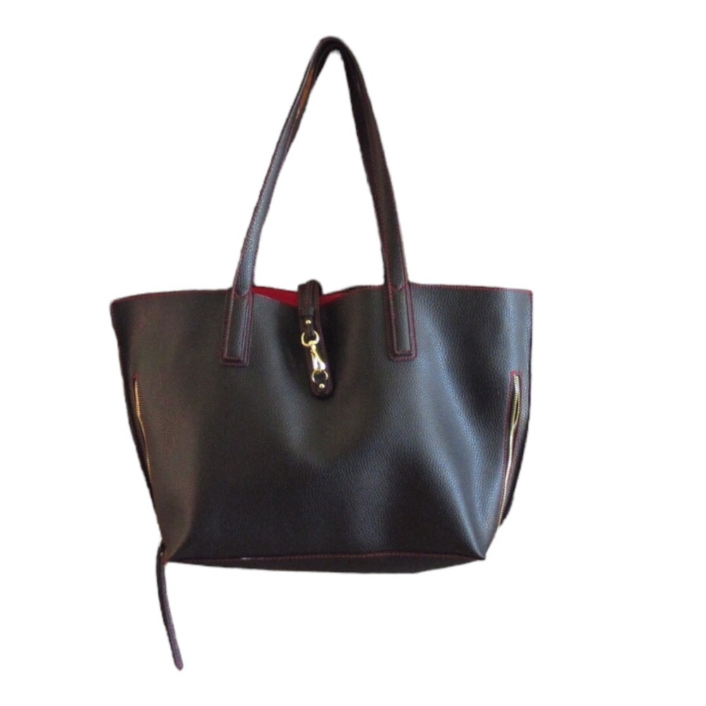 Travanti Carry All Tote Bag Black And Red